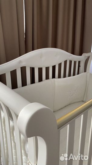 Детская кроватка