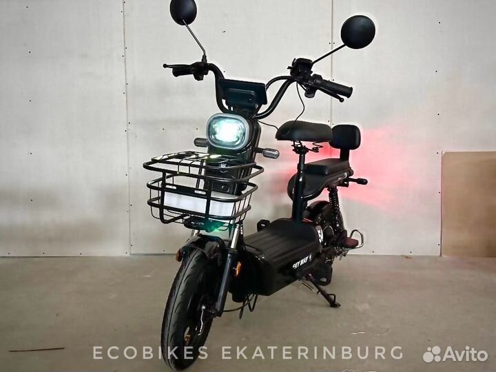 Электросамокат с сиденьем