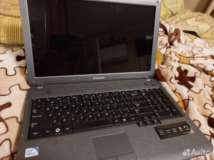 Ноутбуки 3шт рабочие