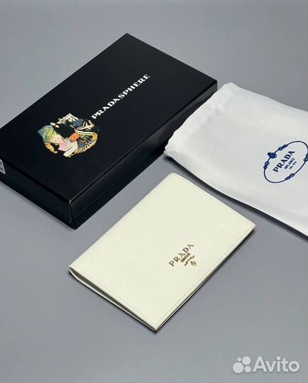 Обложка на паспорт prada натуральная кожа