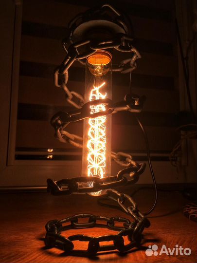 Декоративная лампа