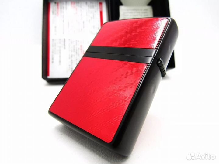 Зажигалка Zippo - Red Carbon Inlay