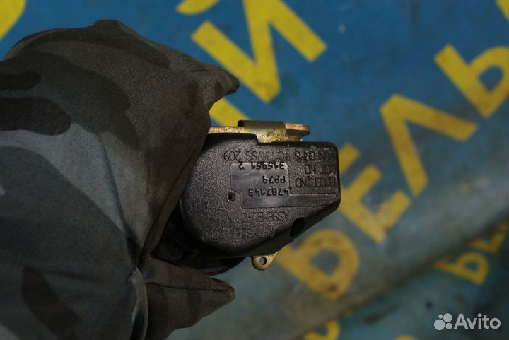 Передний ремень безопасности Chrysler Stratus