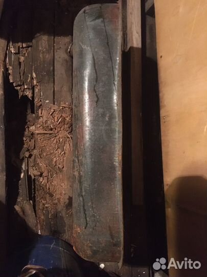 Металлический бак