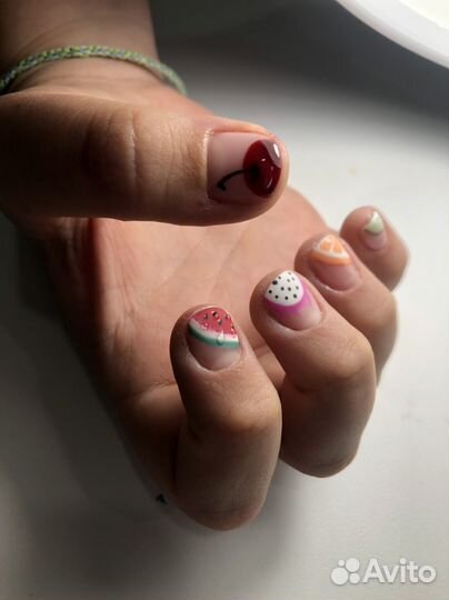 Мамтео маникюра/педикюра