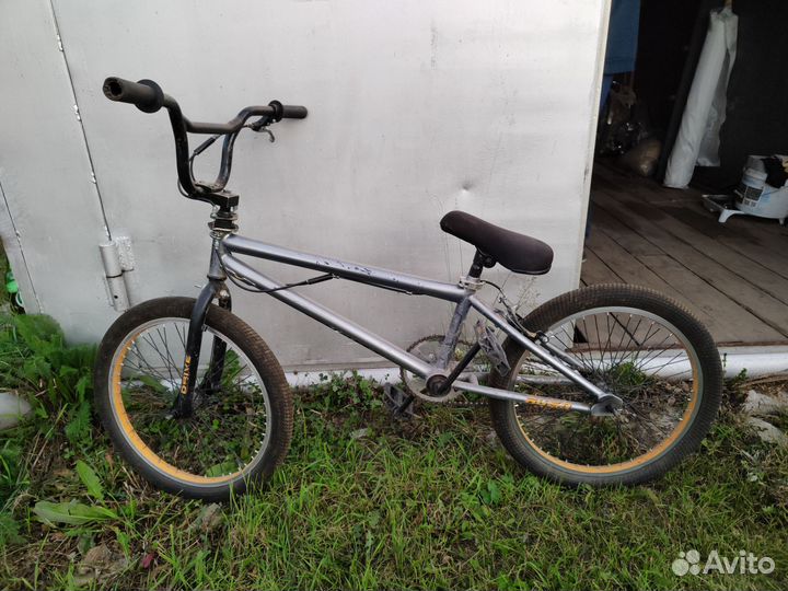 Трюковой велосипед bmx