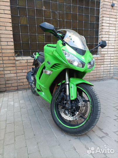 Kawasaki Z 1000SX, 2011