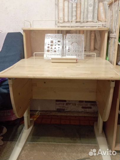 Стол для школьника бу