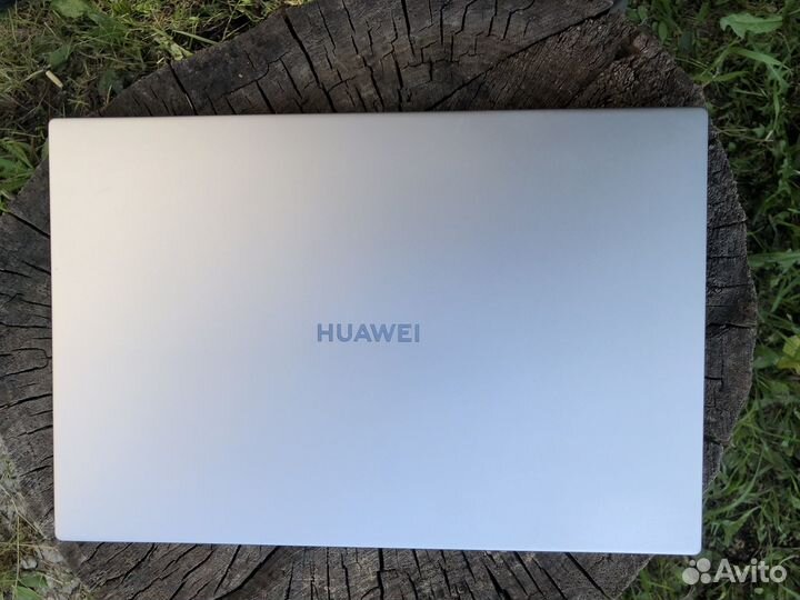 Huawei Matebook d14 i3 1115g4