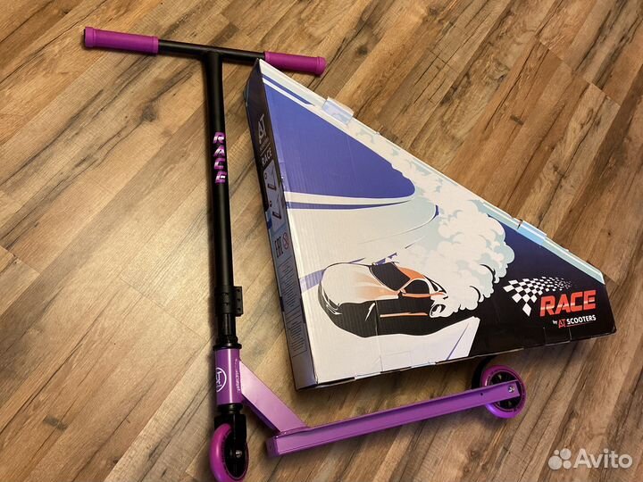 Самокат новый в коробке