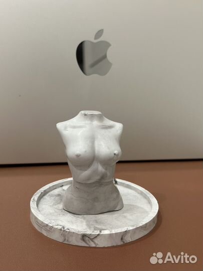 Декоративные предметы интерьера