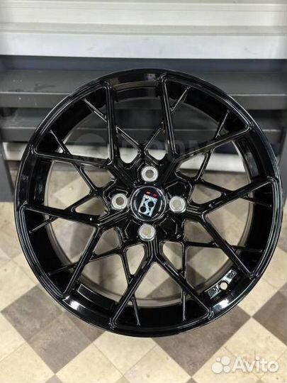 Новые диски HRE R16 4/100