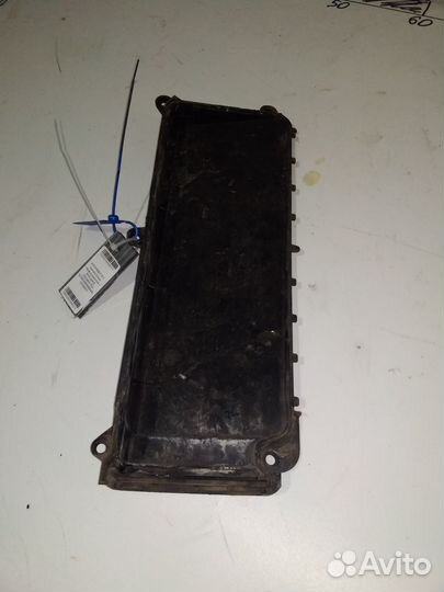 Крышка блока предохранителей / MAN 81624100077