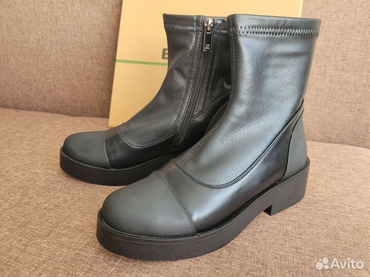 Ботинки женские
