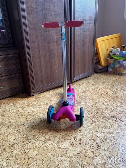 Самокат детский трехколесный