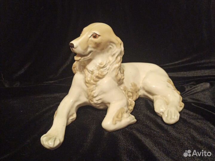 Фарфоровые статуэтки (собаки)