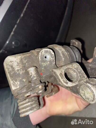 Суппорт задний ford focus 2