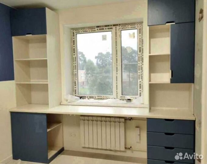 Рабочая зона у окна