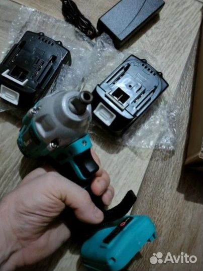 Гайковерт аккумуляторный