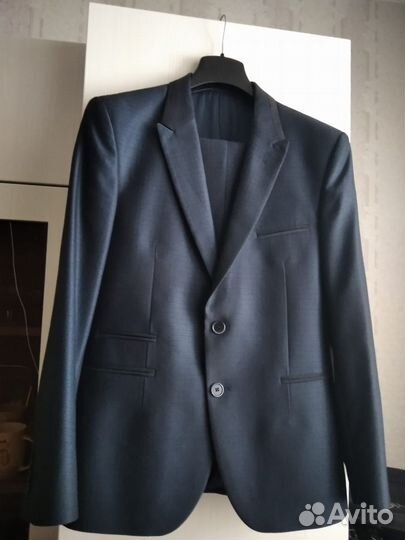 Деловой костюм