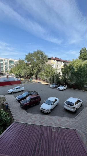 3-к. квартира, 108,9 м², 2/10 эт.