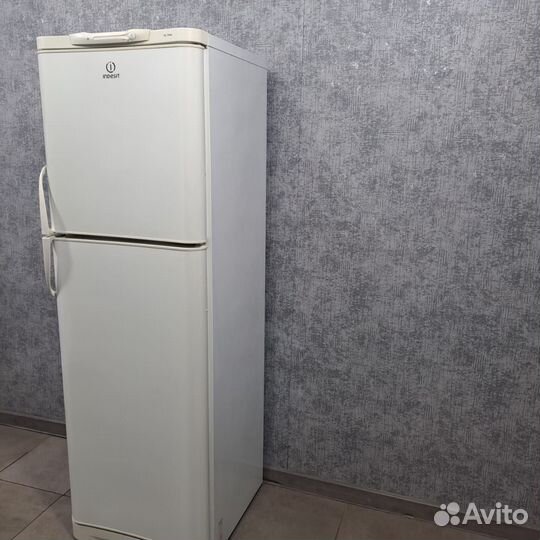 Холодильник бу с доставкой