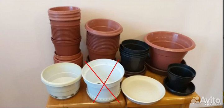 Цветочные горшки с поддонами 38 шт