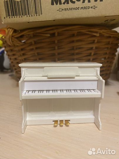 Пианино игрушечное