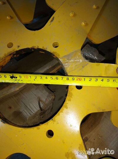 Крыльчатка вентилятора двигателя 600-643-1060