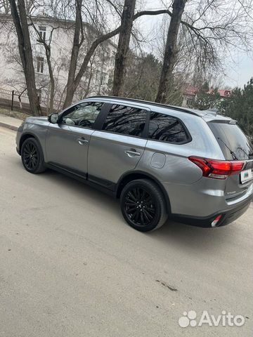 Mitsubishi Outlander 2.4 CVT, 2020, 50 000 км