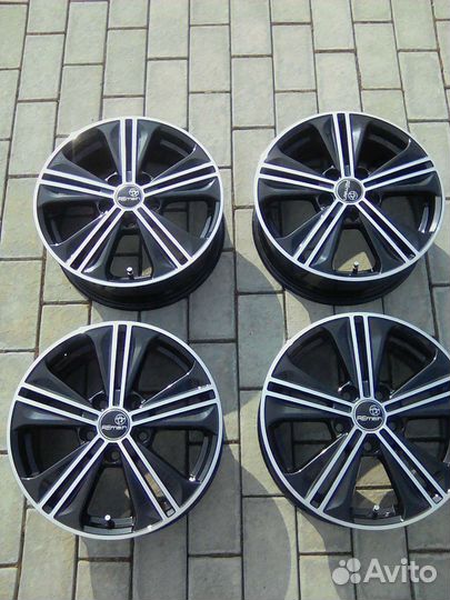 Продаю литые диски