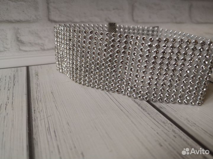 Чокер ожерелье из страз.Украшение на шею