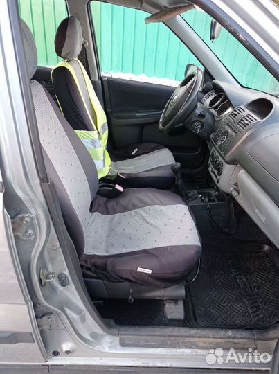 Suzuki Ignis 1.3 МТ, 2003, 250 000 км