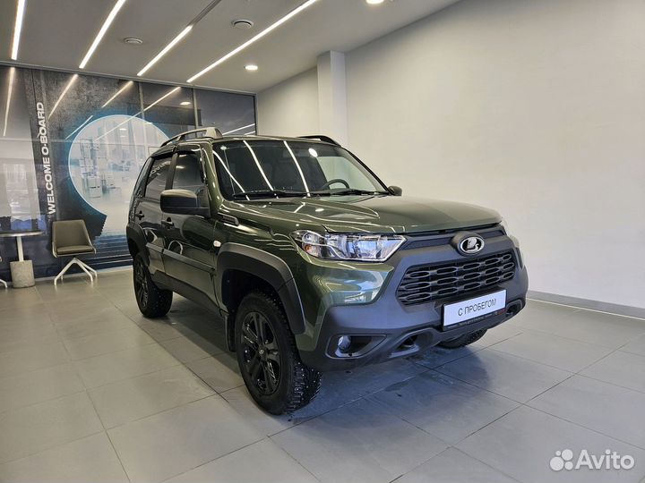 ВАЗ Niva Travel 1.7 МТ, 2022, 25 680 км