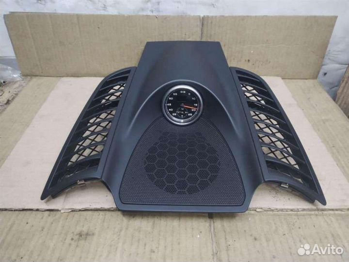 Часы Porsche Cayenne 958