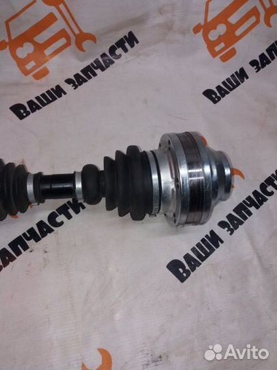 Привод передний левый Mercedes-Benz Vito