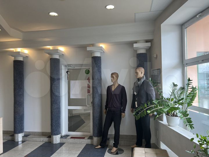 Торговое, аптека, общепит, банк, 160 м²