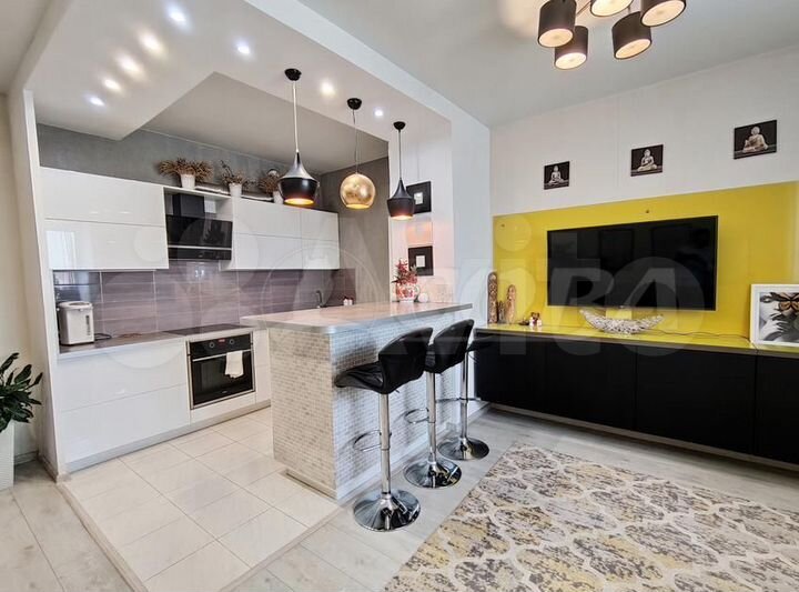 2-к. квартира, 70 м², 9/9 эт.