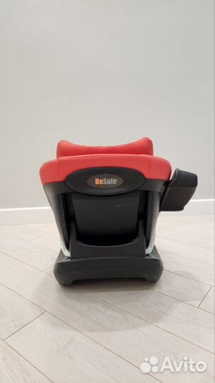 Детское автокресло