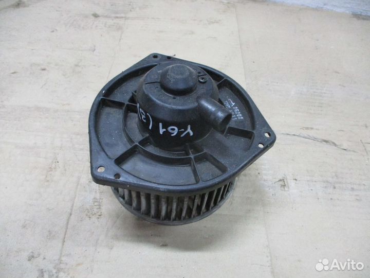 Моторчик печки Ниссан Патрол Y61