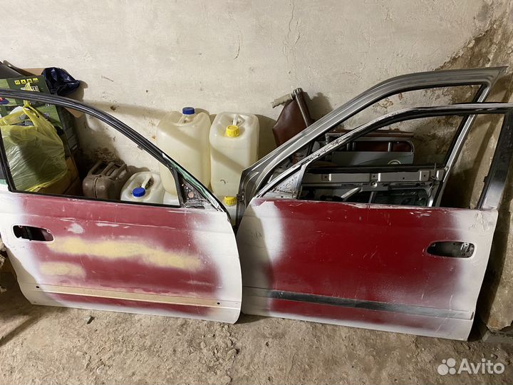 Двери передние toyota corona st190