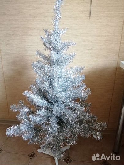 Елка искусственная