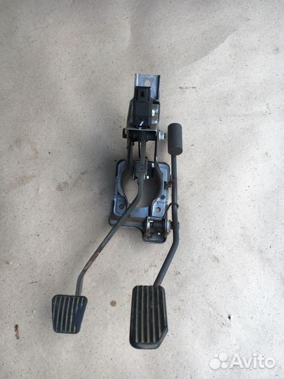 Педаль тормоза для Chevrolet Aveo T200 2003 - 2008