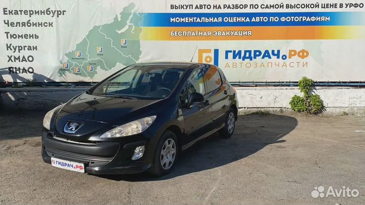 Накладка переднего бампера правая Peugeot 308 (T7)