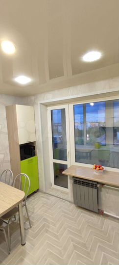 4-к. квартира, 86,8 м², 9/9 эт.