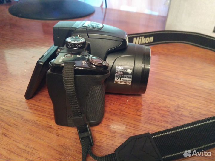 Nikon coolpix P500