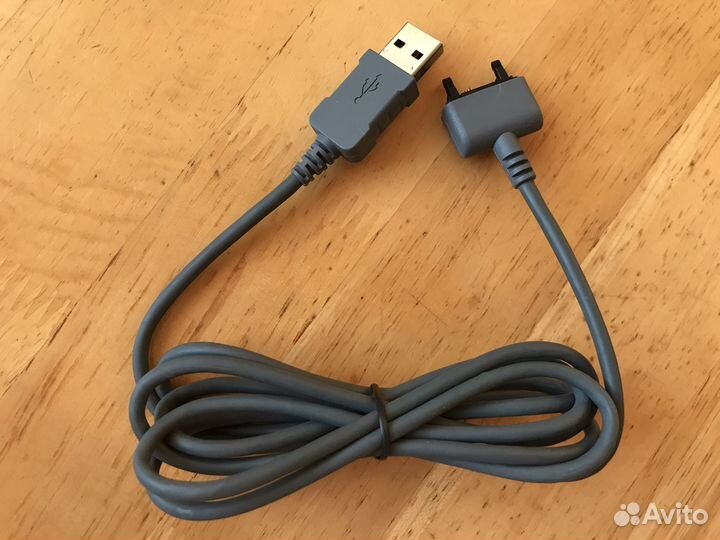 Кабель USB для телефона Sony Ericsson t650i