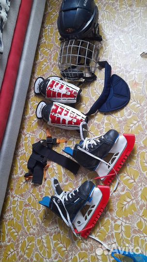 Форма хоккейная