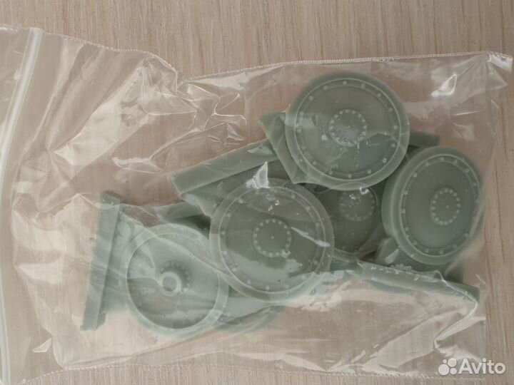 SKP model 1/35 SKP 168 Wheels for Hetzer Starr