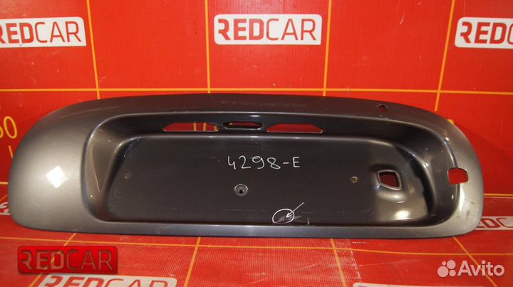 Панель крепеления номерного знака Hyundai Santa Fe